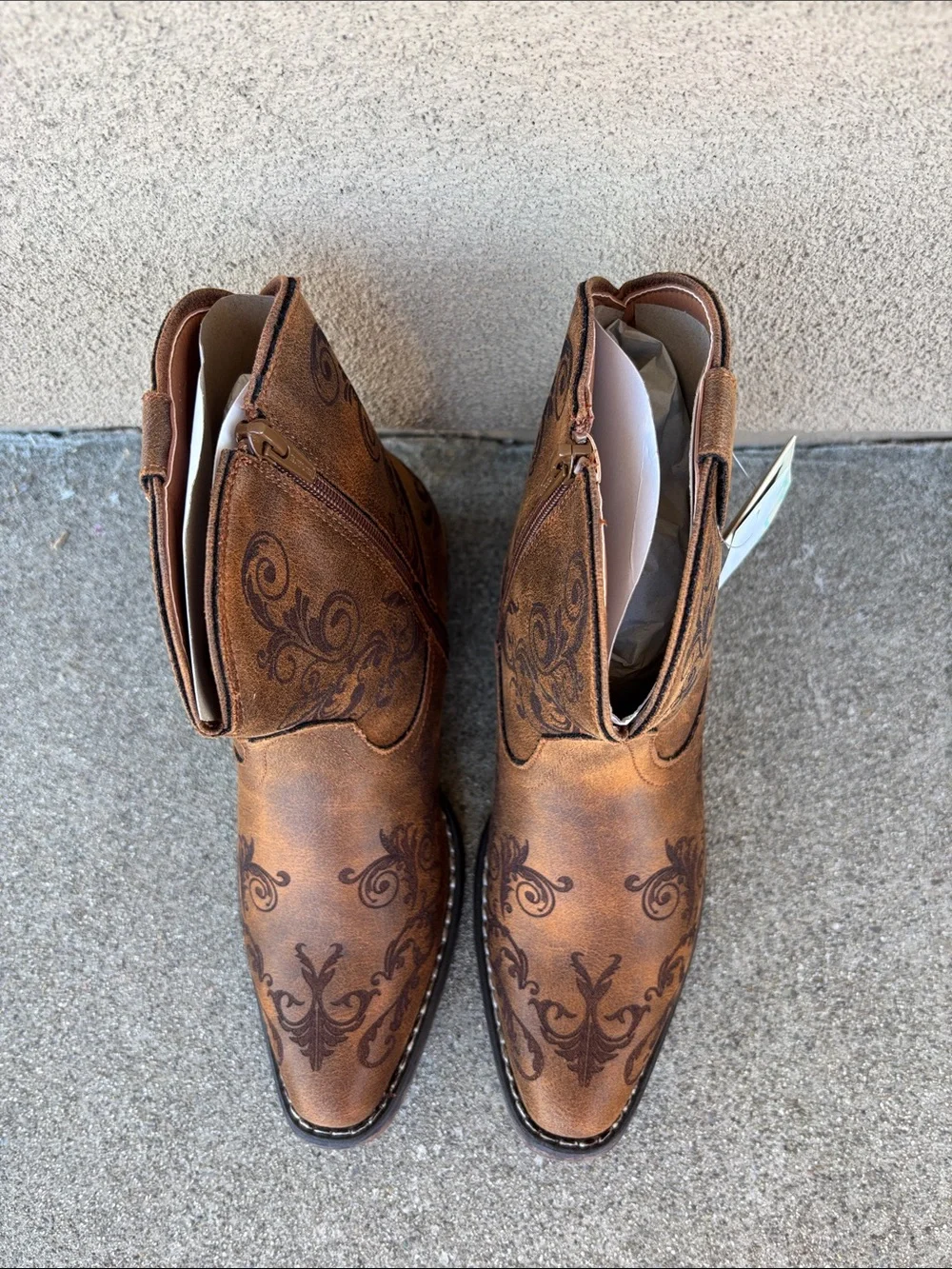 Roper Brown Western Short Shaft Boots with Scroll Embroidery